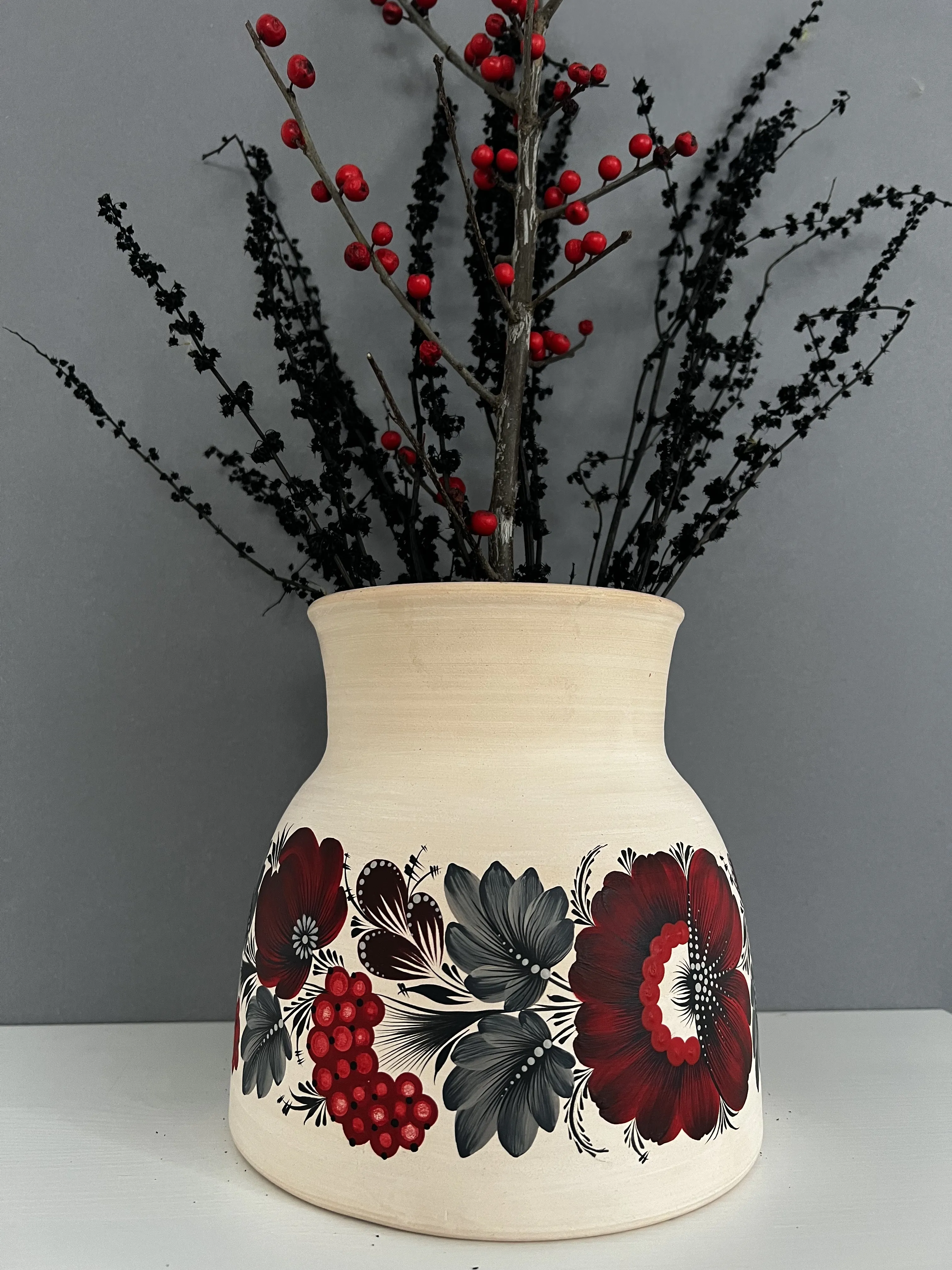 Image of Untitled by Olena Grishyna, size: h 18 см, made of ceramics/acrylic/glaze, Ceramics medium, priced at €190