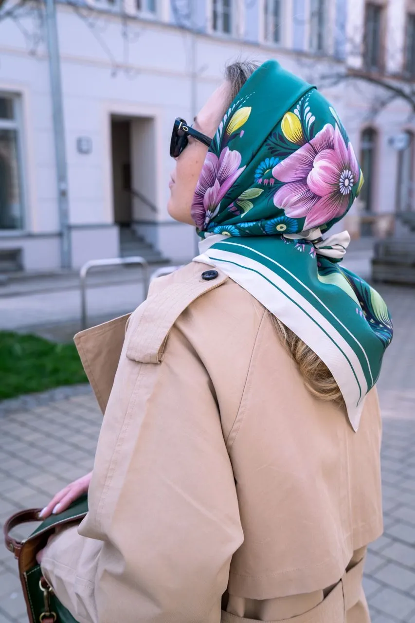 Image of Zakvitchana. Large | 95x95 cm by Olena Grishyna, size: 95х95 см, made of silk, Silk scarves medium, priced at €93 Photo 3 of 4.